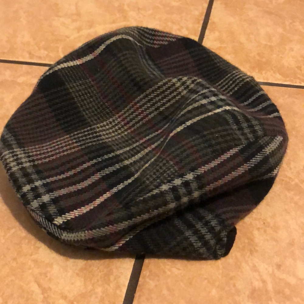 Manhattan hat company newsie cap
